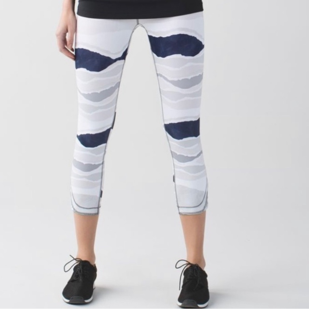 Lululemon True Self Crop Bleacher Stripe White Black